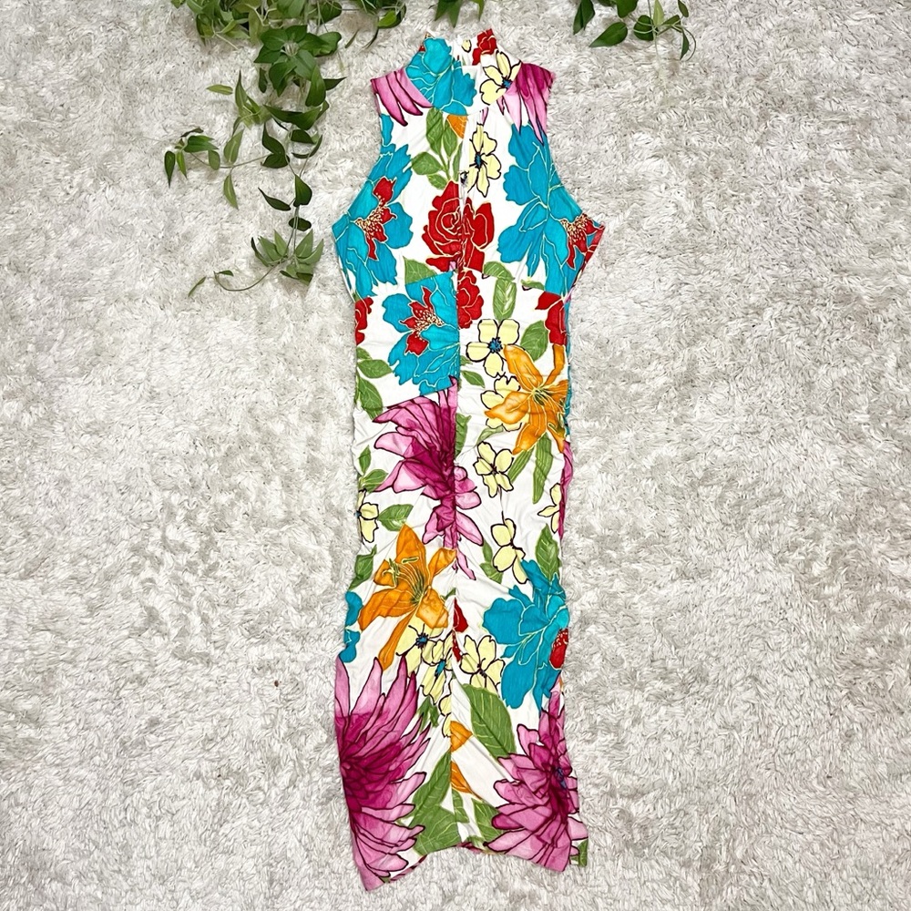 Cache Bodycon Ruched Floral Dress with Keyhole Size Medium